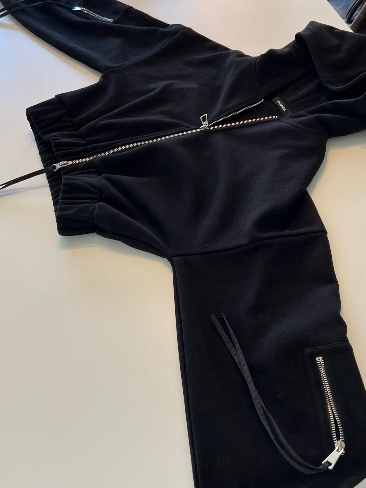 OVERSIZED CROPPED HOODIE