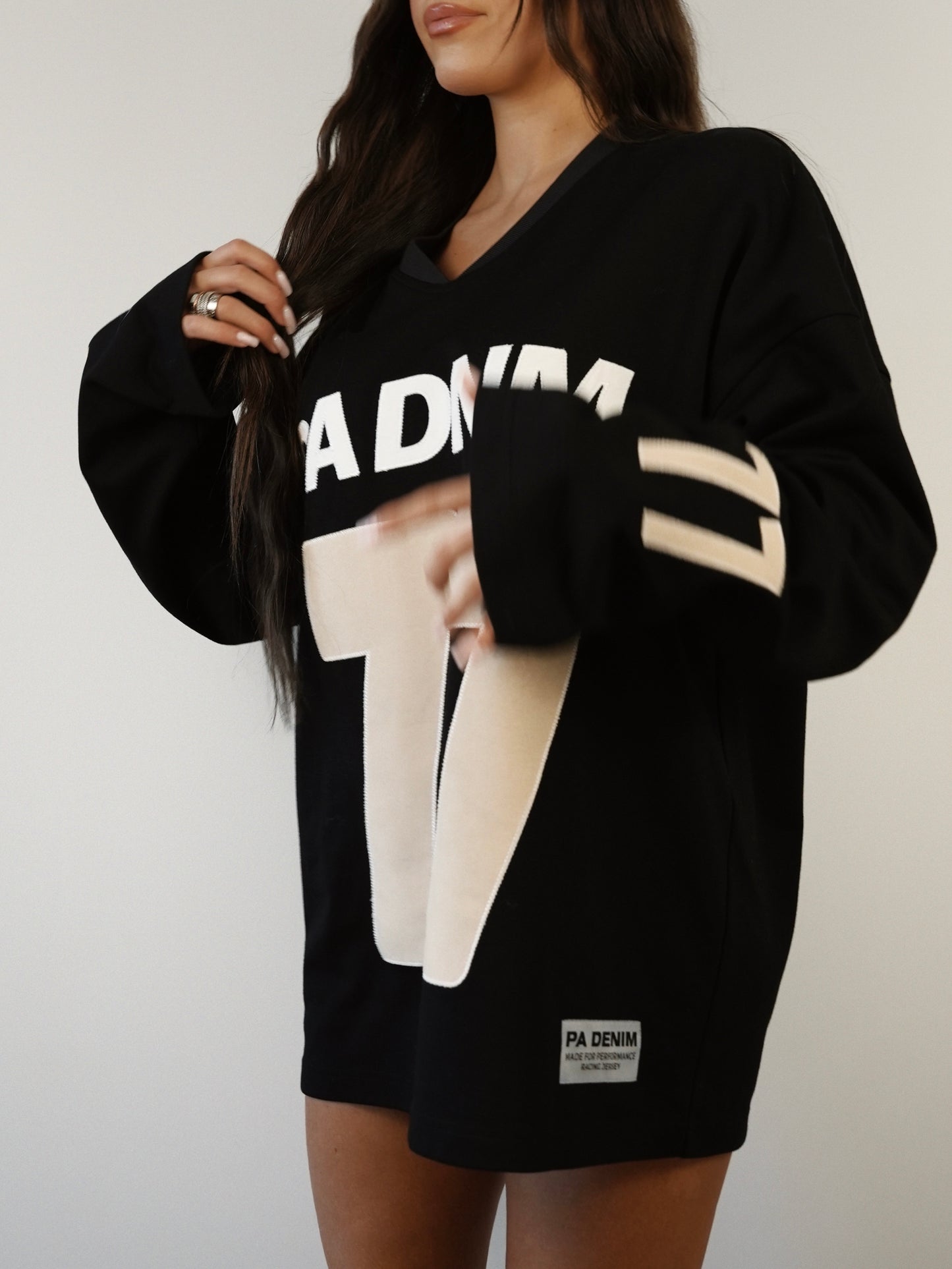 HOCKEY 77 LONG-SLEEVE JERSEY