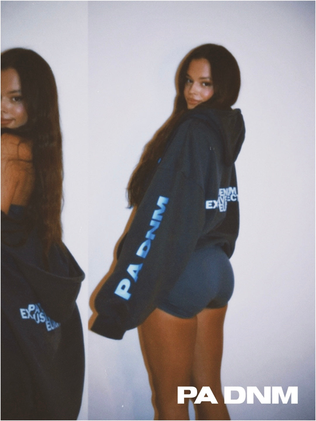 DOUBLE ENDED ZIP LOGO HOODIE I GREY
