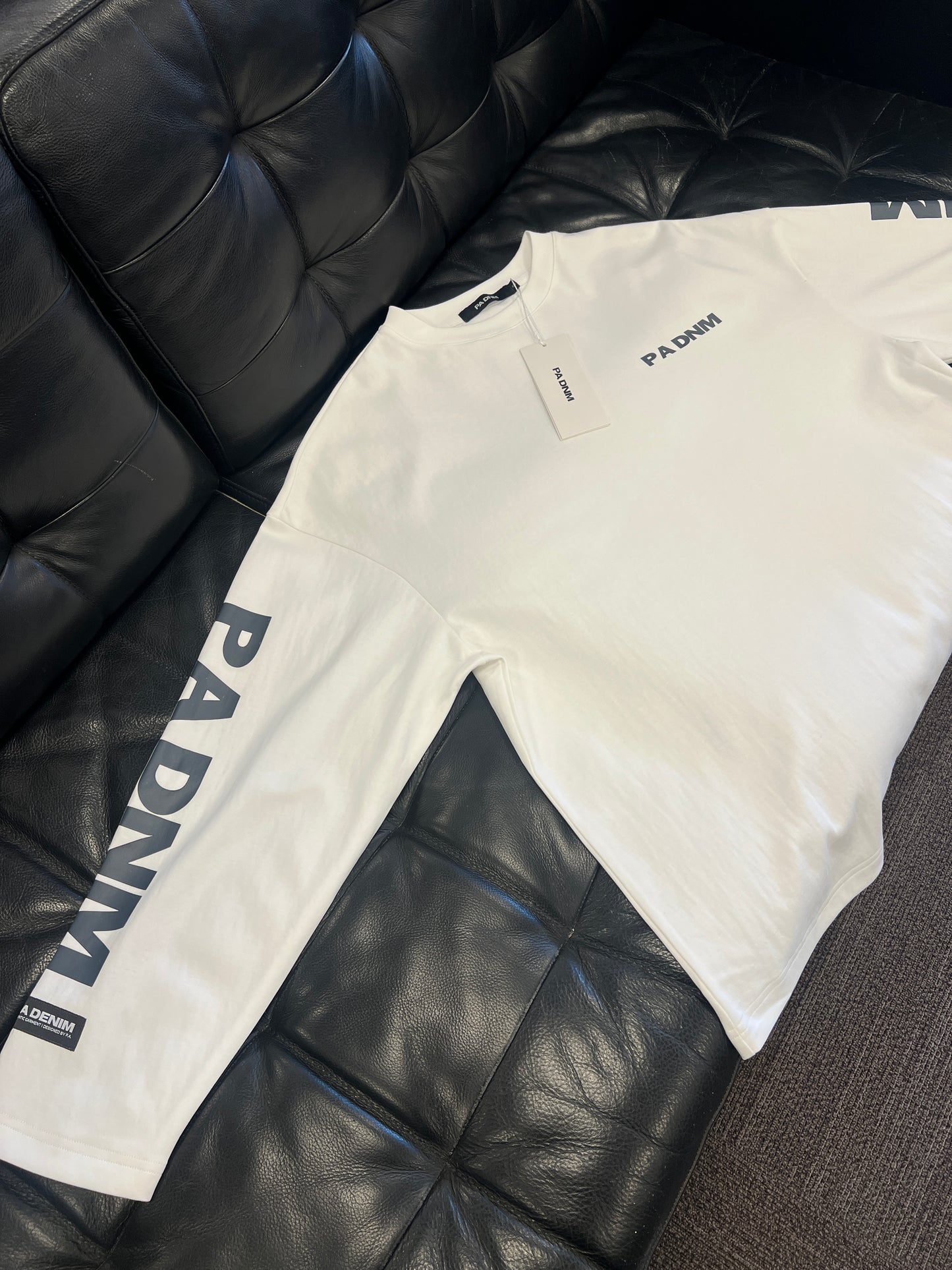 LONG-SLEEVE LOGO SHIRT I WHITE