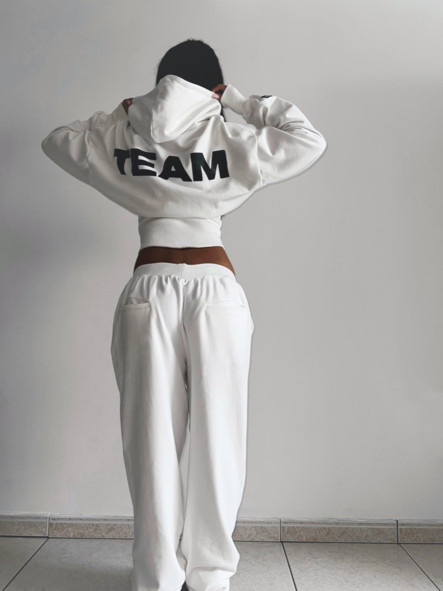 TEAM LOGO JOGGERS I WHITE
