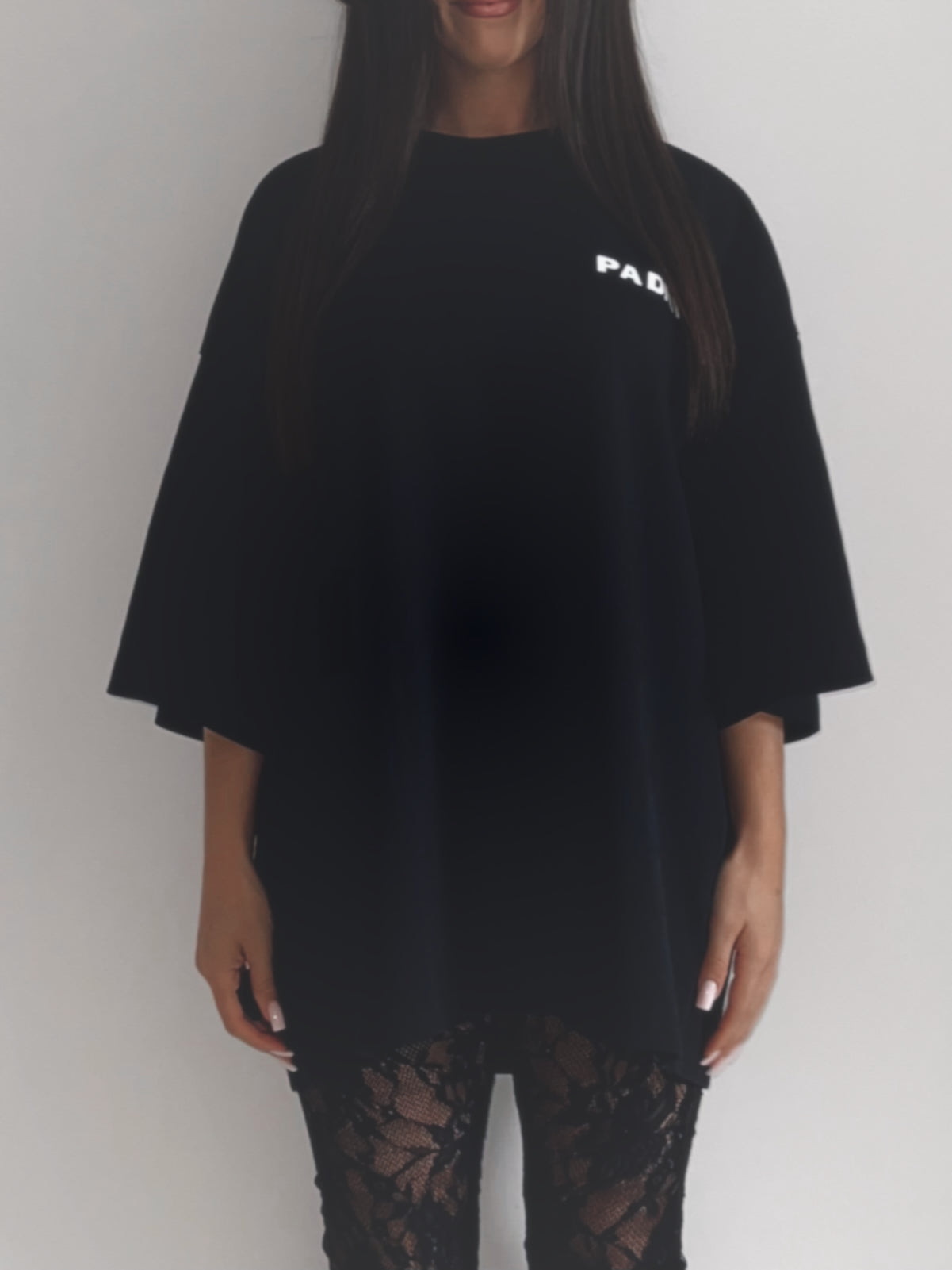 OVERSIZED TEAM TEE I BLACK