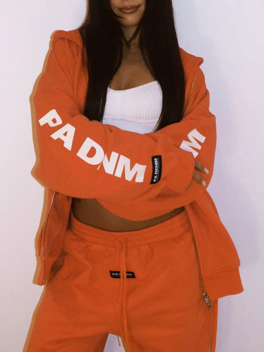 DOUBLE ENDED ZIP LOGO HOODIE I ORANGE