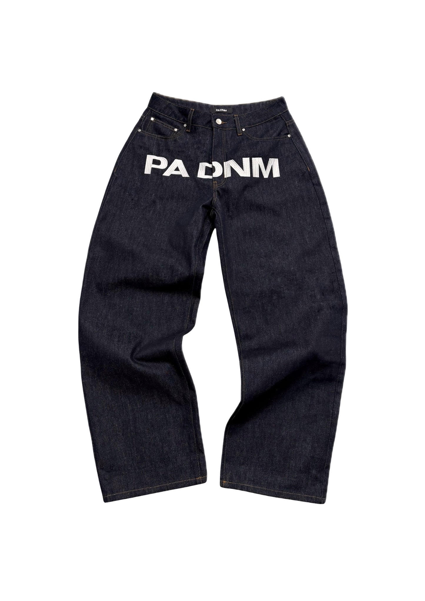 THE CORE DENIM PANTS