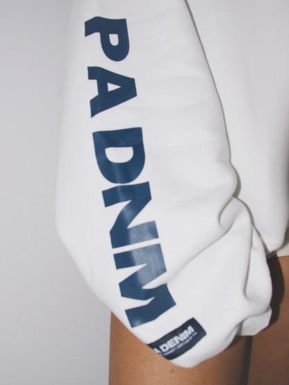 OVERSIZED LOGO CREW NECK I WHITE