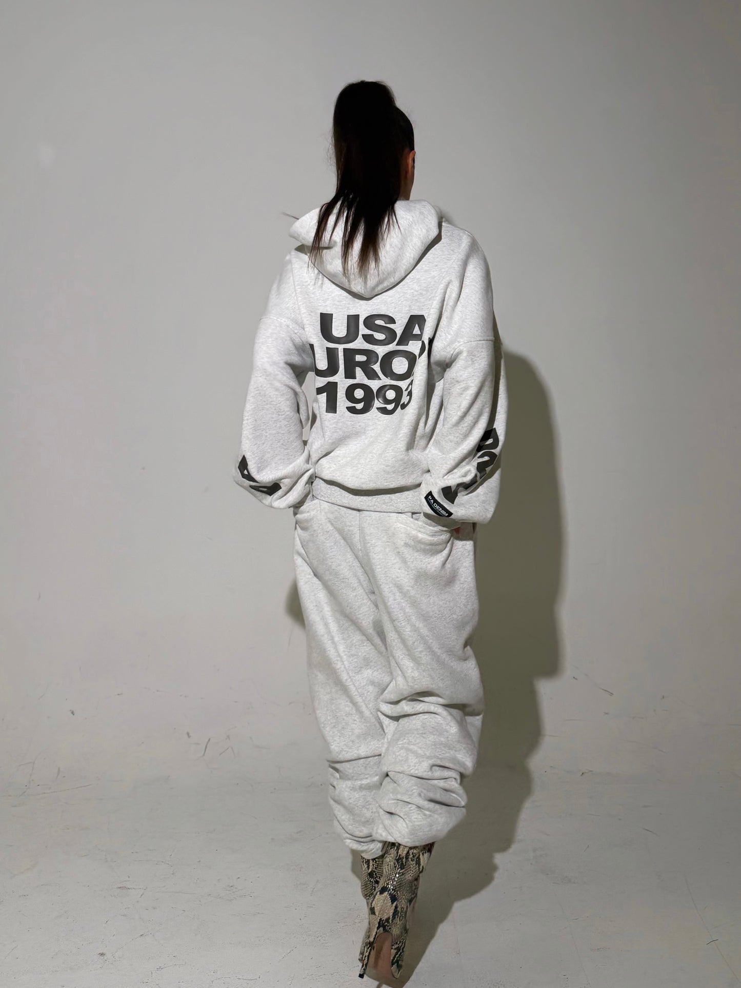 WIDE LOGO JOGGERS I VINTAGE GREY  