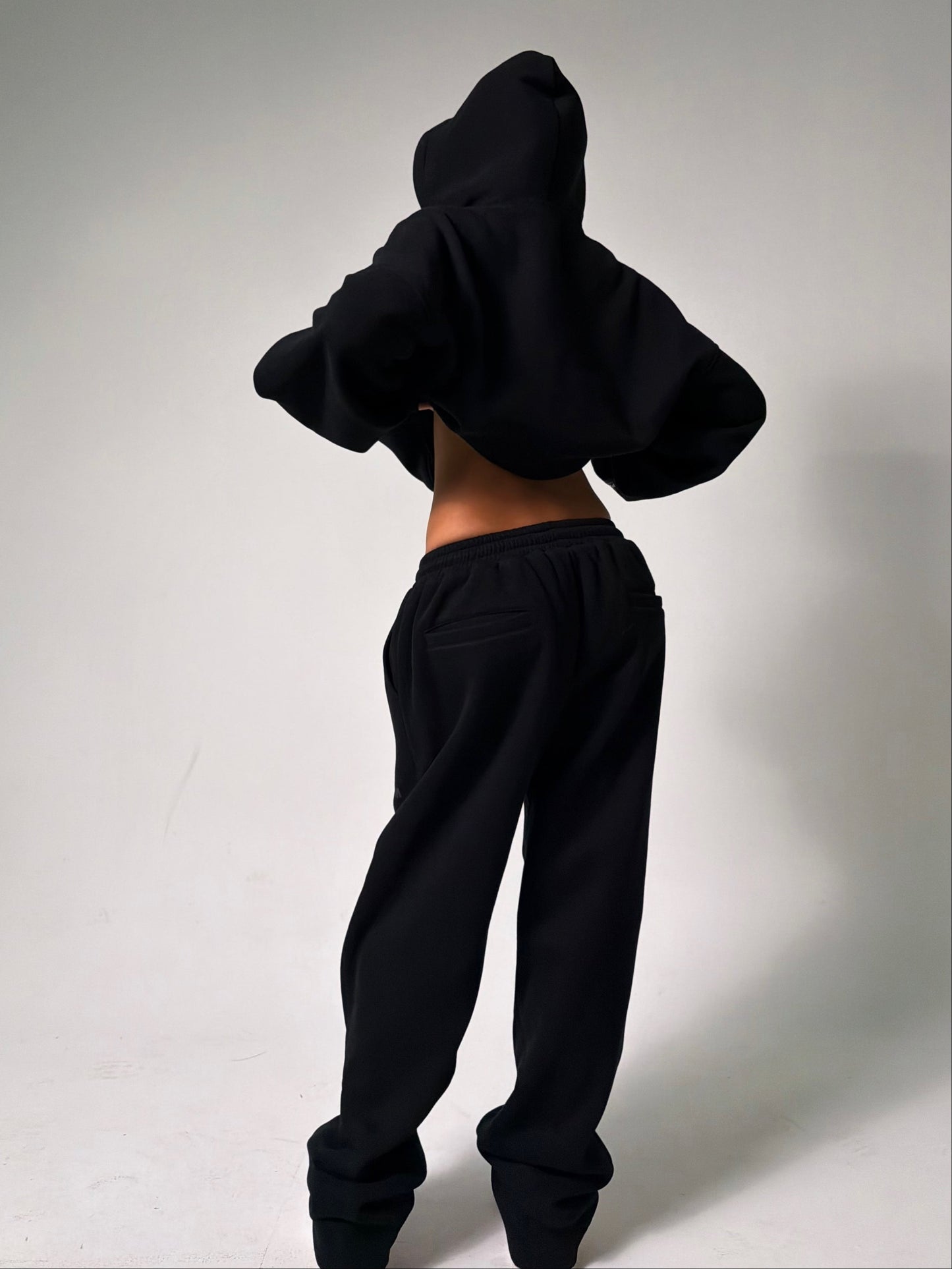 THE BLACK UNIFORM JOGGERS
