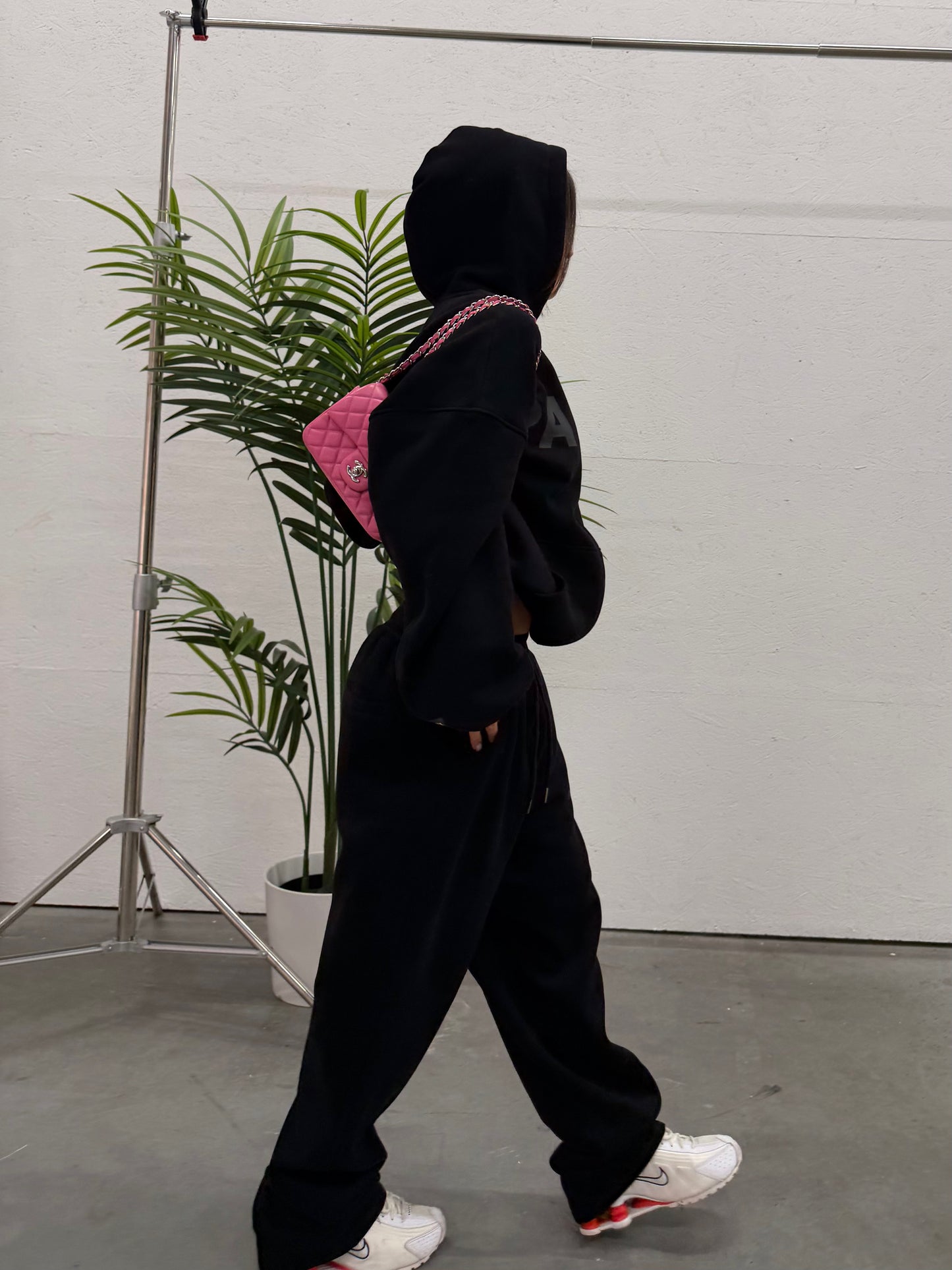 THE BLACK UNIFORM HOODIE